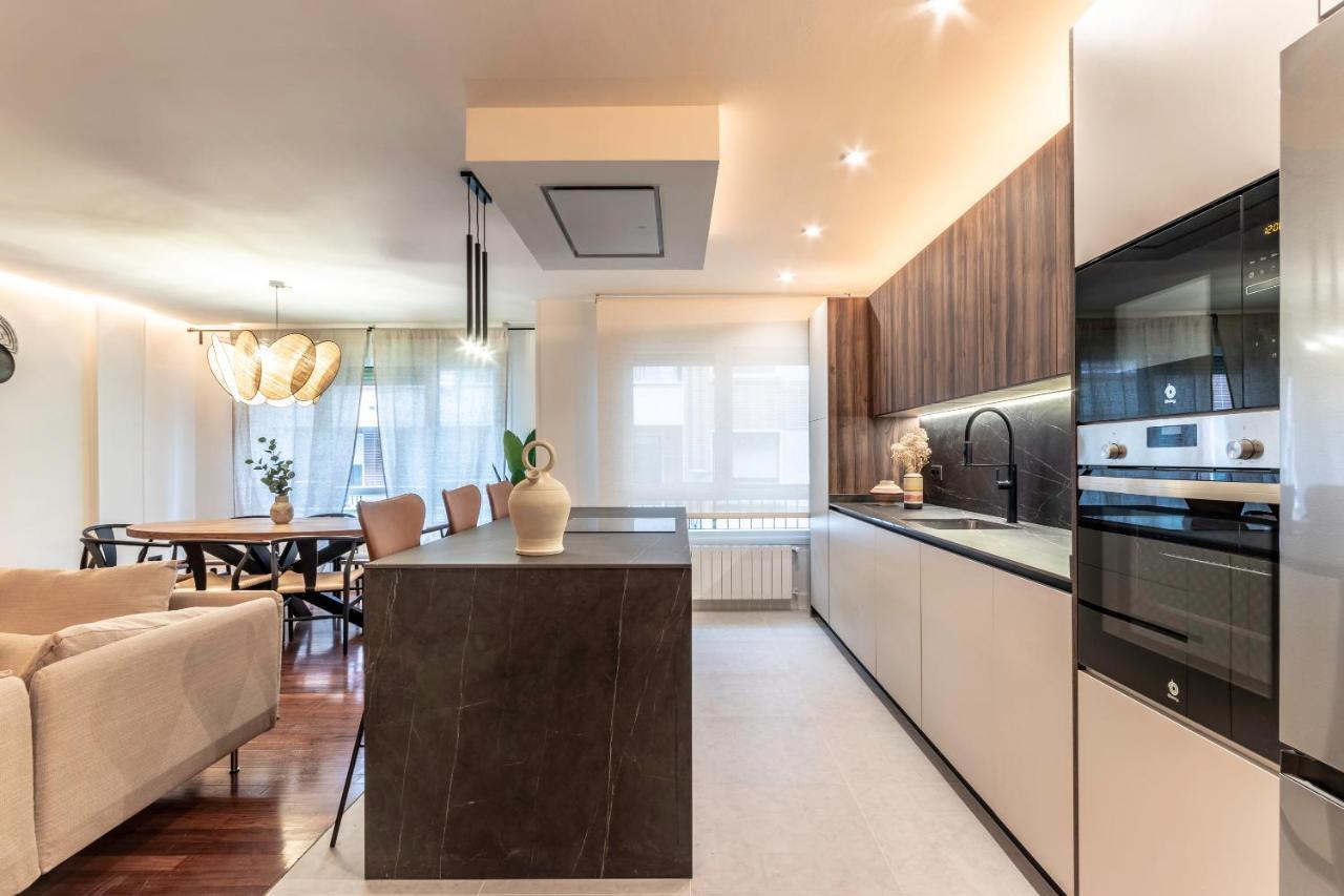 New! Lovely 4-Bedroom Loft In Bilbao Dış mekan fotoğraf