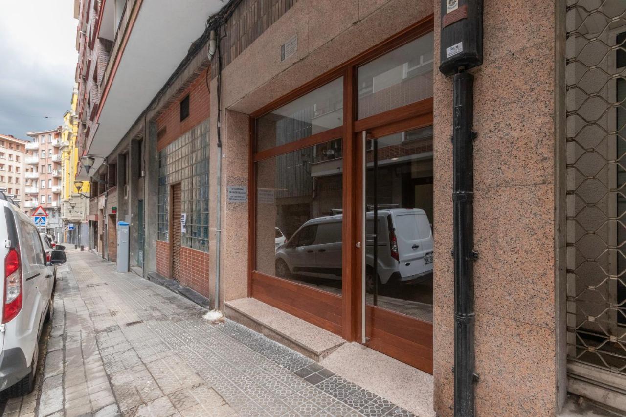 New! Lovely 4-Bedroom Loft In Bilbao Dış mekan fotoğraf
