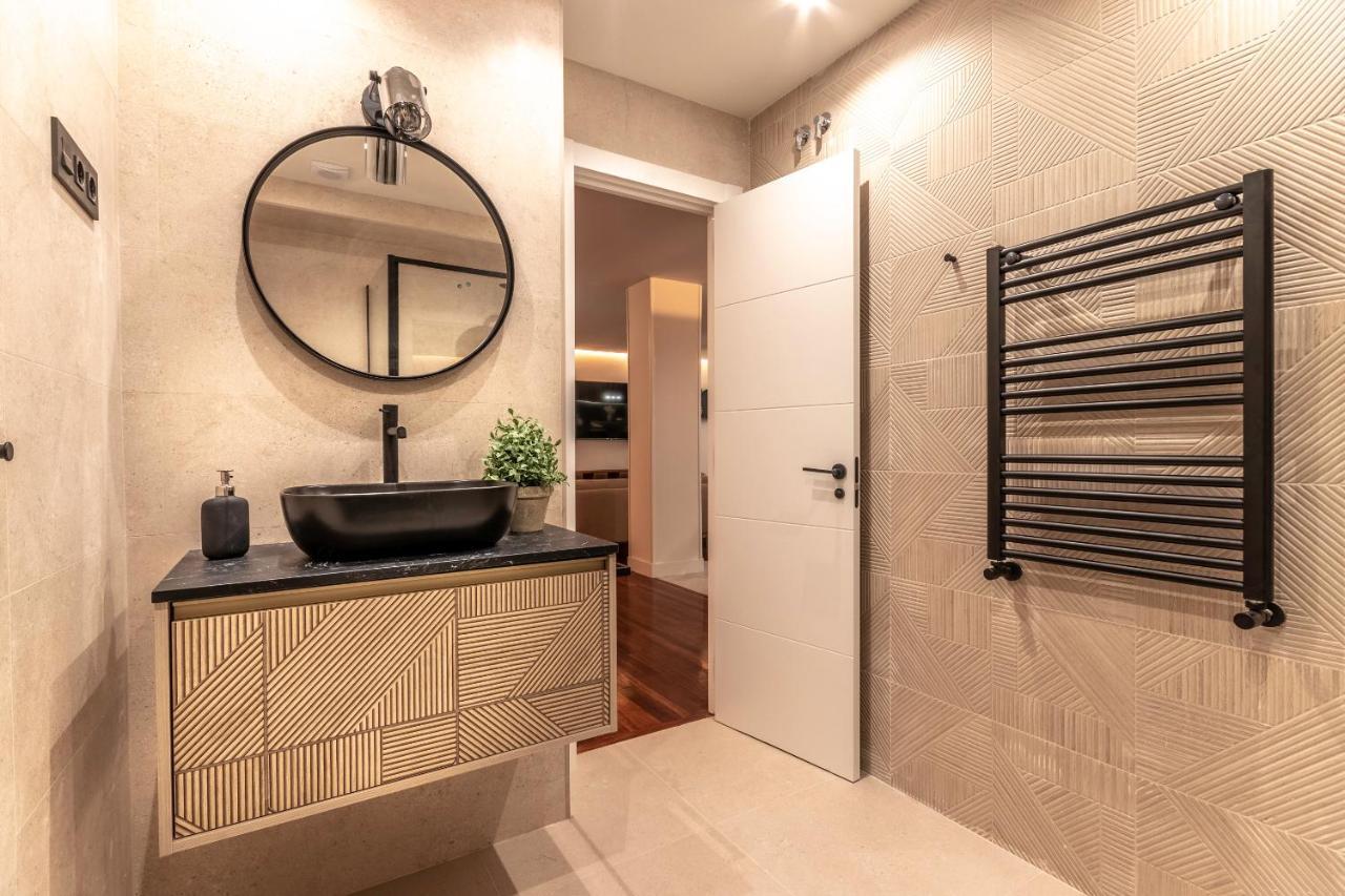 New! Lovely 4-Bedroom Loft In Bilbao Dış mekan fotoğraf